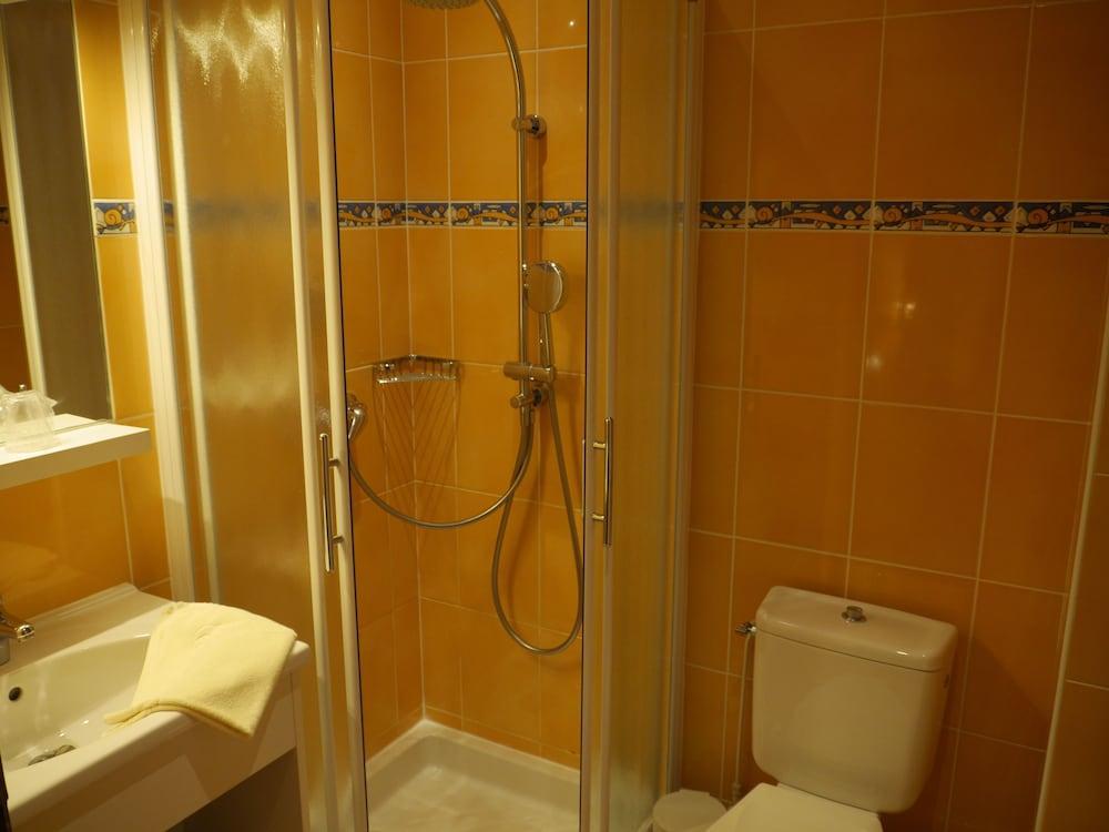 Saint-georges 3*